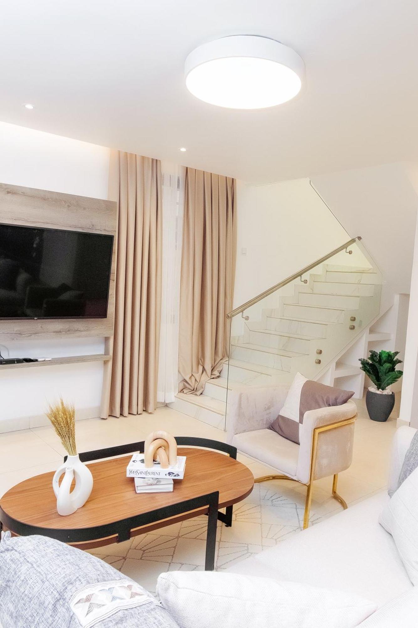 Luna Loft Tema Luaran gambar