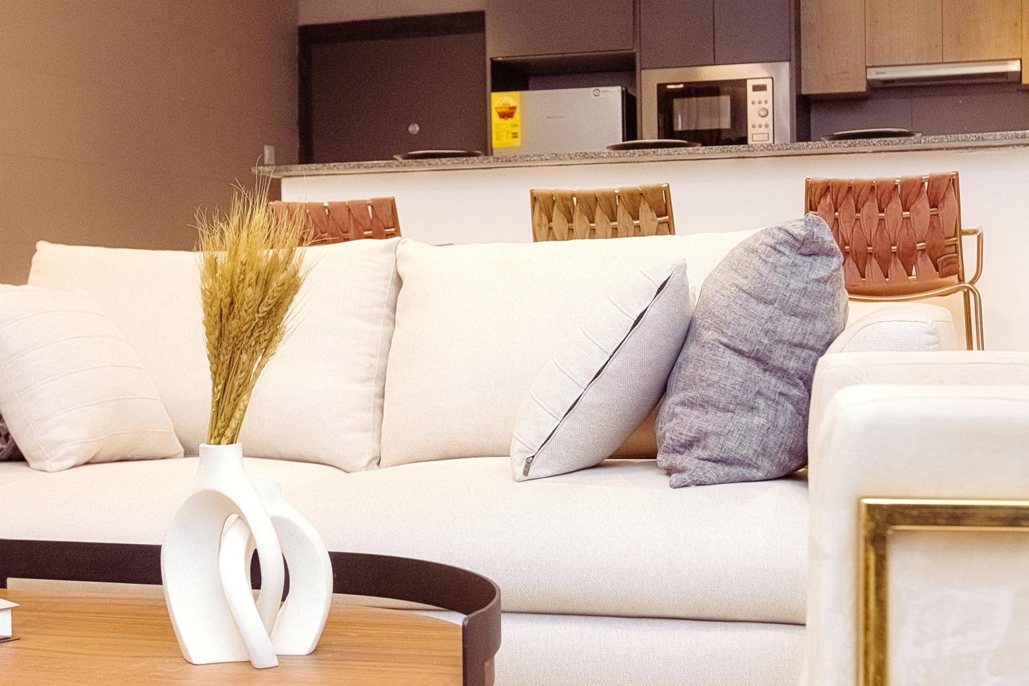 Luna Loft Tema Luaran gambar